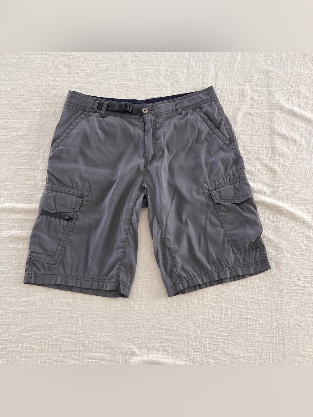 BC Clothing Expedition Men's Gray Cargo Shorts - Relaxed Fit Belted Zipper Sz 32